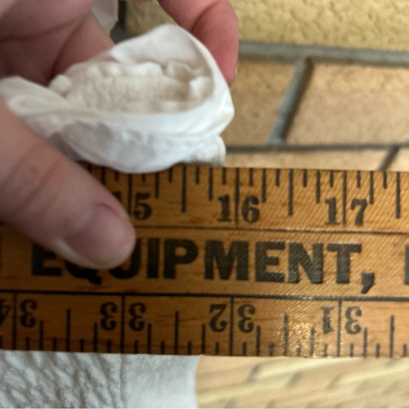 Maeve Anthropologie Smocked Ruffle Tank Ivory/White Size Small - Picture 9 of 9